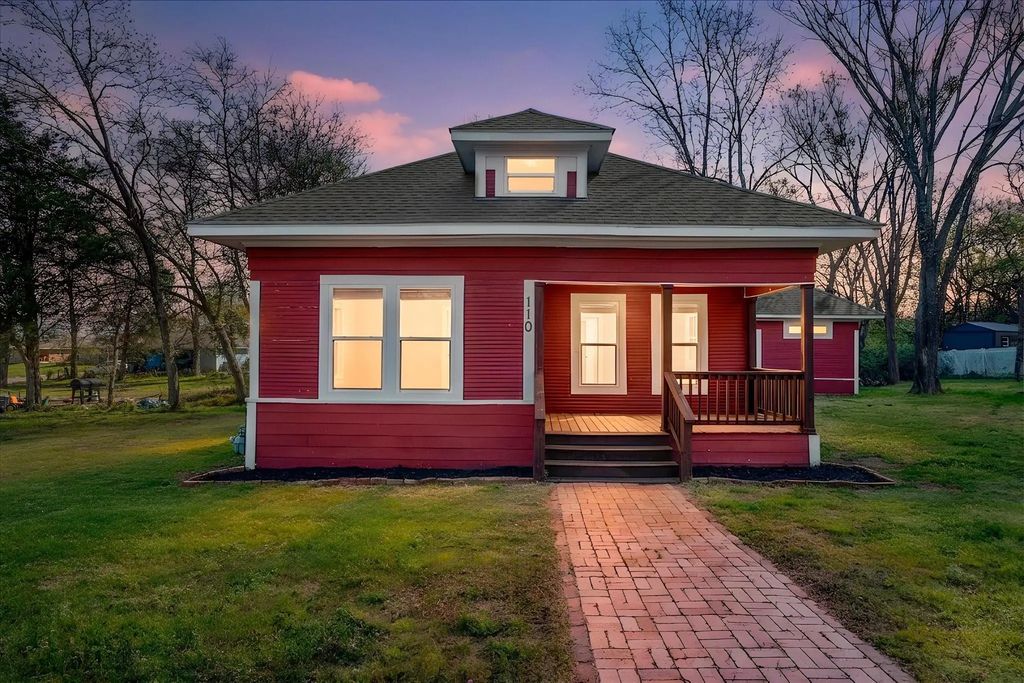 110 English Street, Mount Vernon