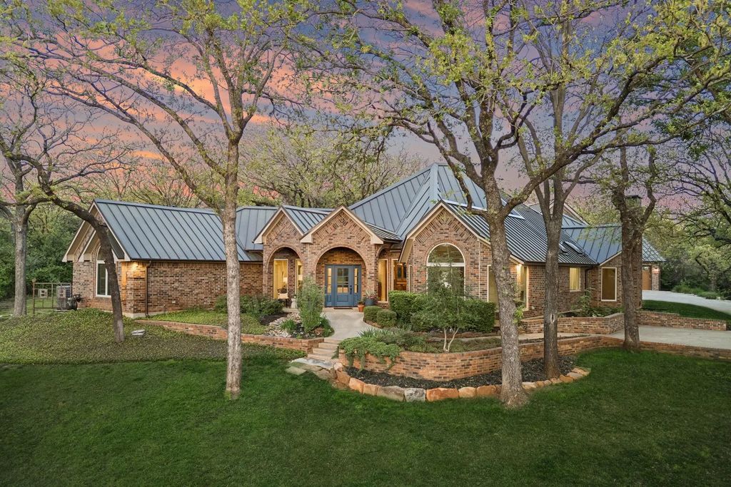 3812 Valley View Lane, Flower Mound