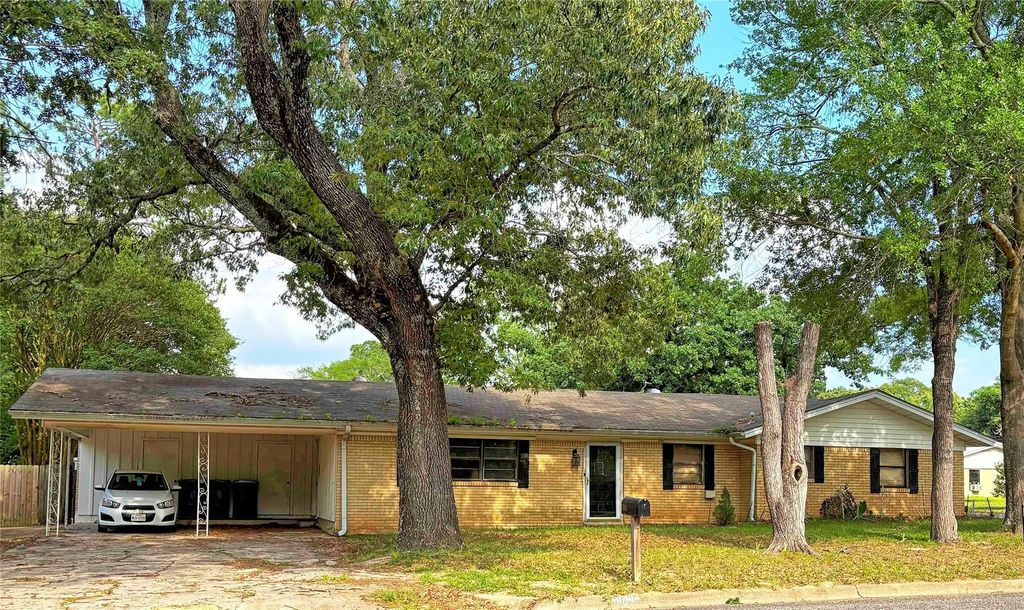 905 Bunny Rabbit Road, Athens