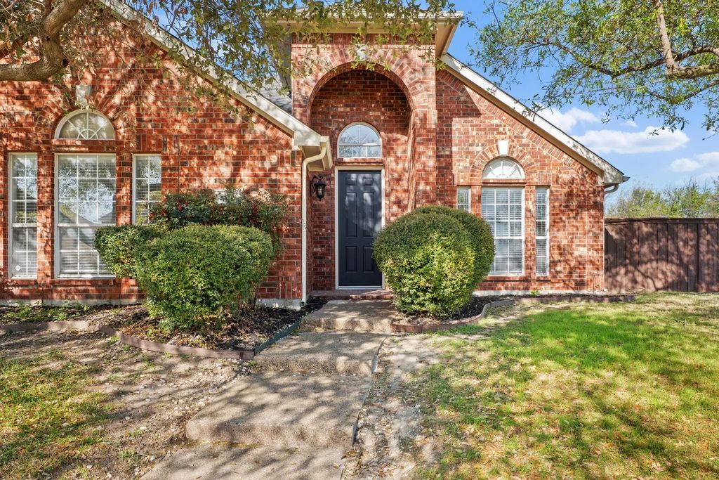516 Castleford Drive, Allen