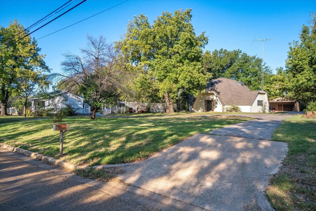 1307 Big Rock Street, Canton
