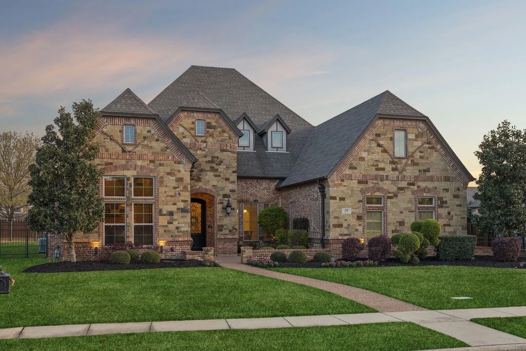 2108 Camden Circle, Southlake