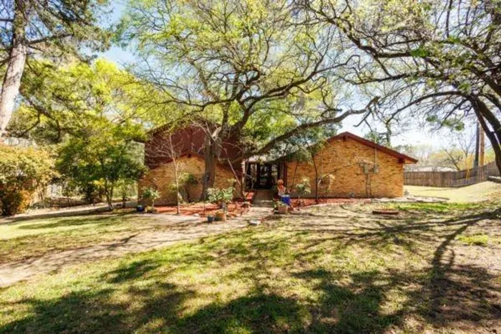 1446 Cardinal Creek Drive, Duncanville