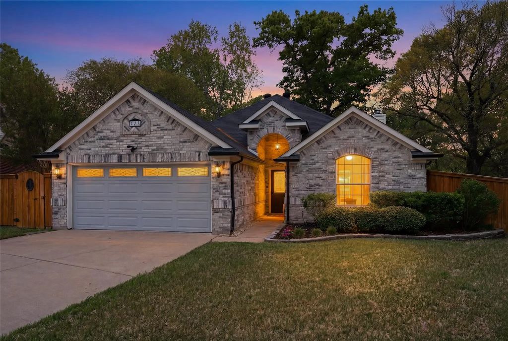 843 Yellow Tavern Court, Grand Prairie