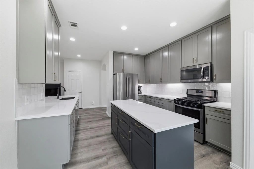1404 Rain Tree Drive, Wylie