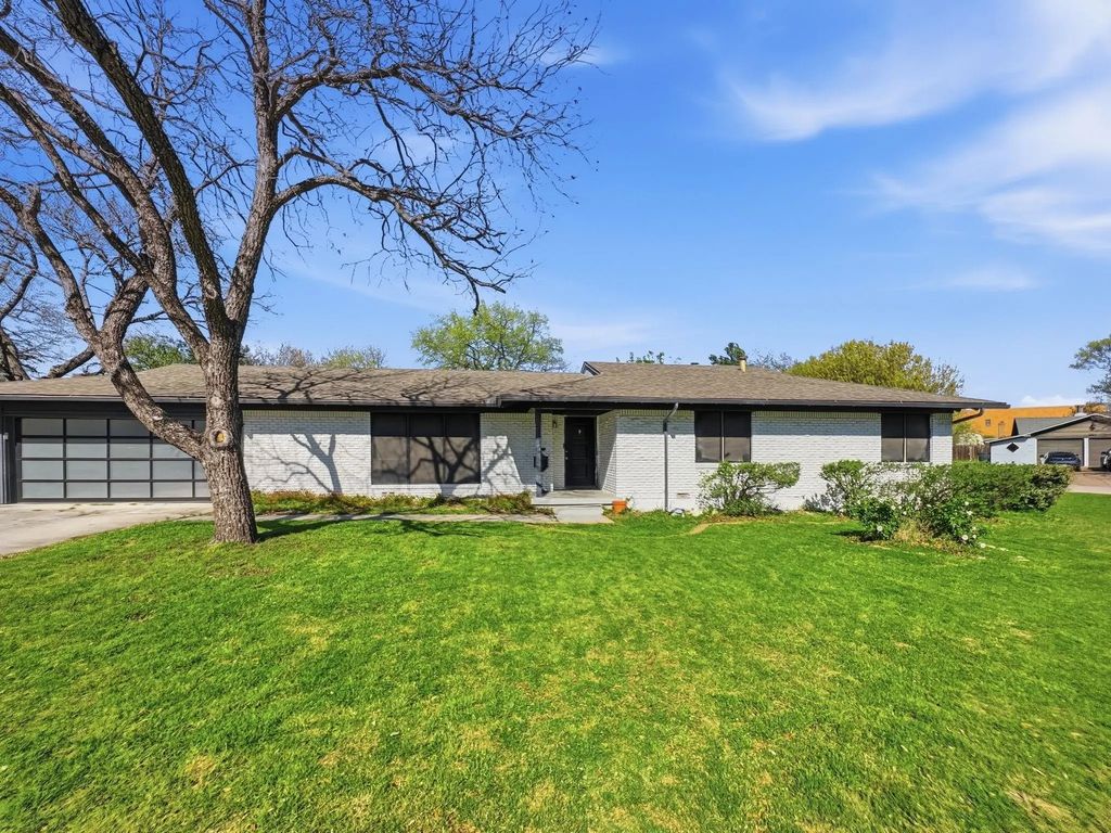 7515 Evelyn Drive, Richland Hills