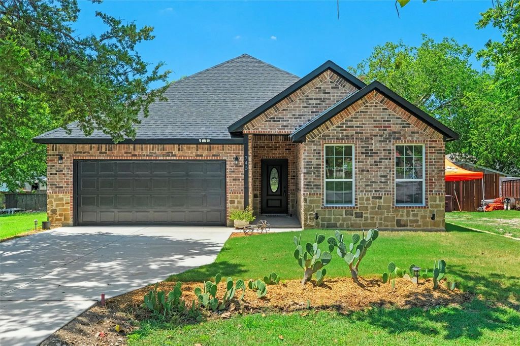 743 Ella Avenue, Dallas