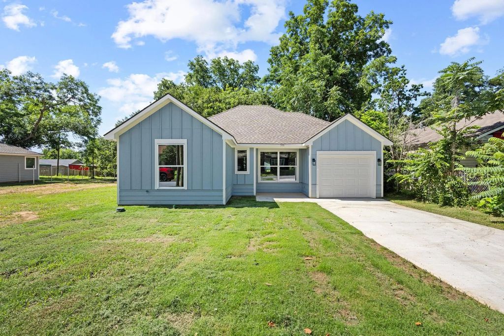 516 Florence, Denison