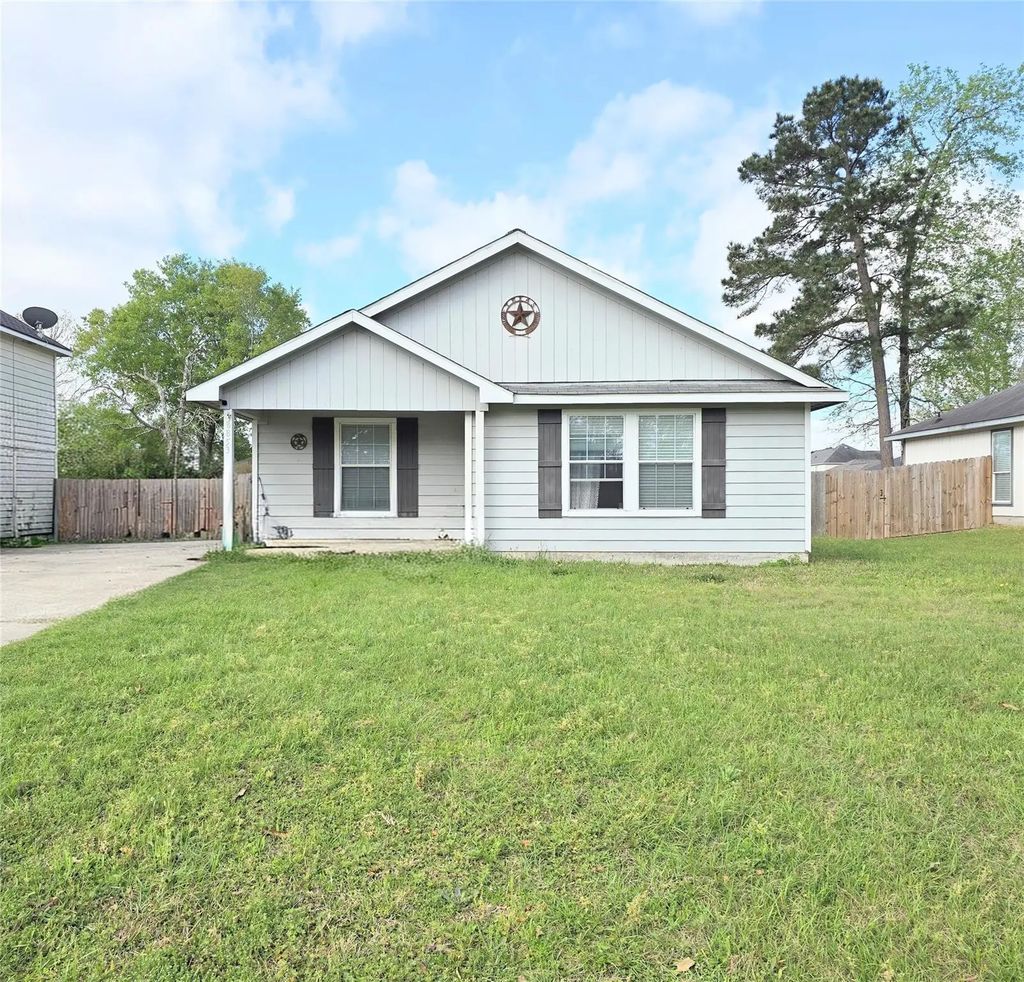 8853 E Buffalo Circle, Willis