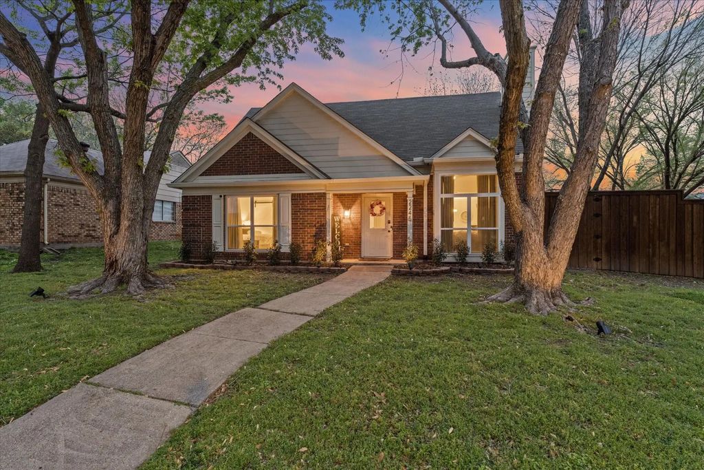 2245 Villawood Lane, Garland