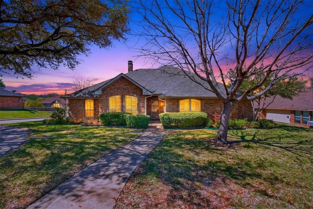 1001 Canyon Ridge Drive, DeSoto