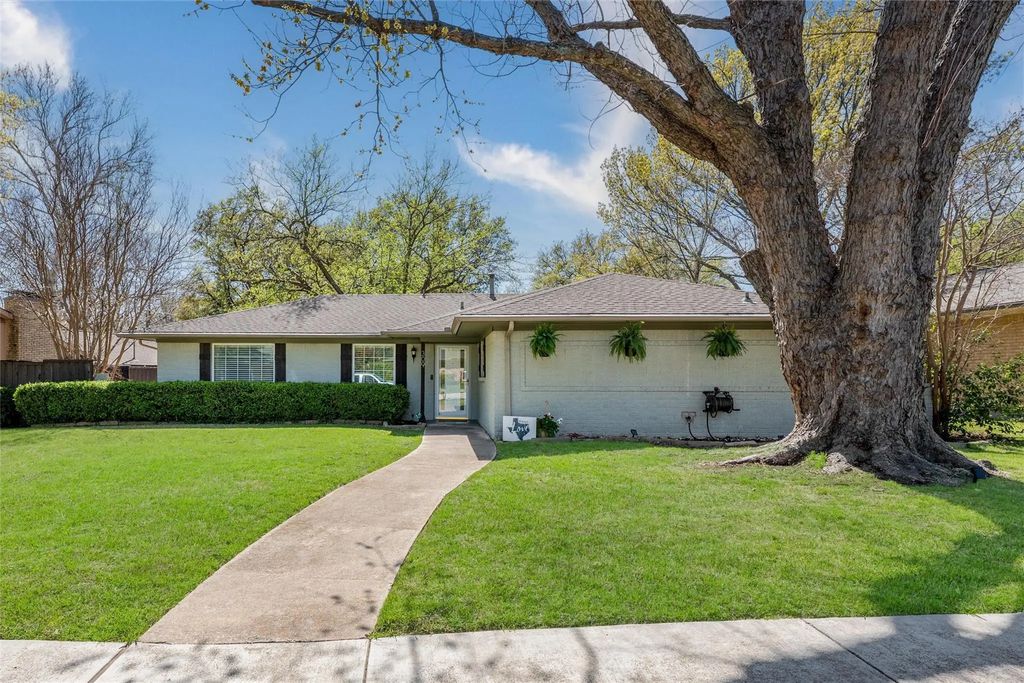 309 Northwood Drive, McKinney