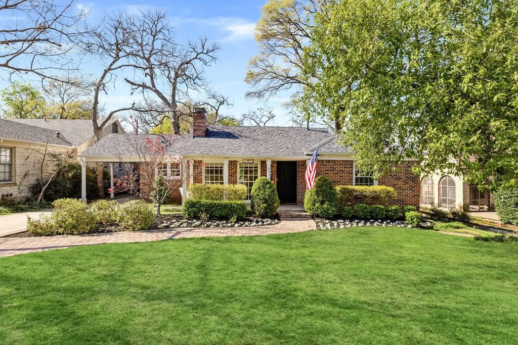 6939 Santa Monica Drive, Dallas