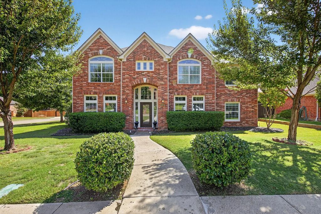 1804 Southwicke Drive, Flower Mound