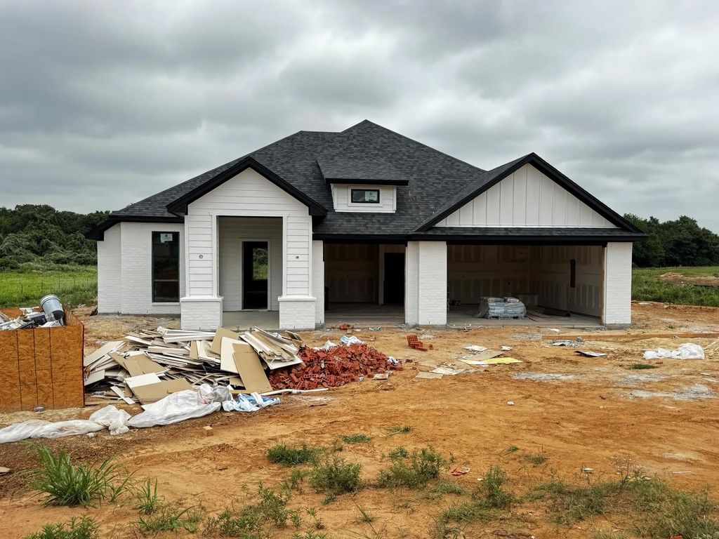 116 Loveta Lane, Boyd