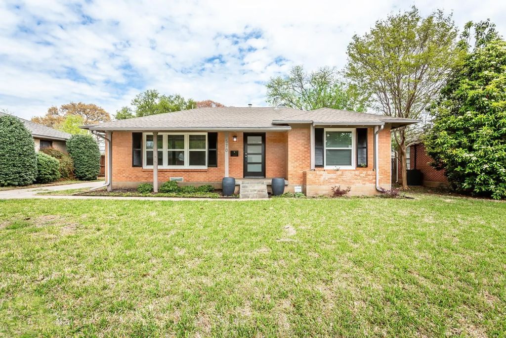 570 Bondstone Drive, Dallas