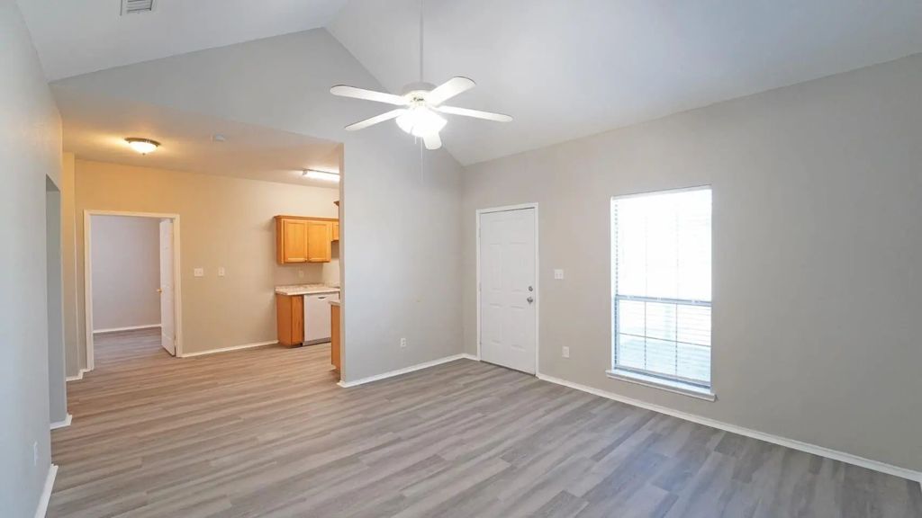 112 Collett Court, Weatherford