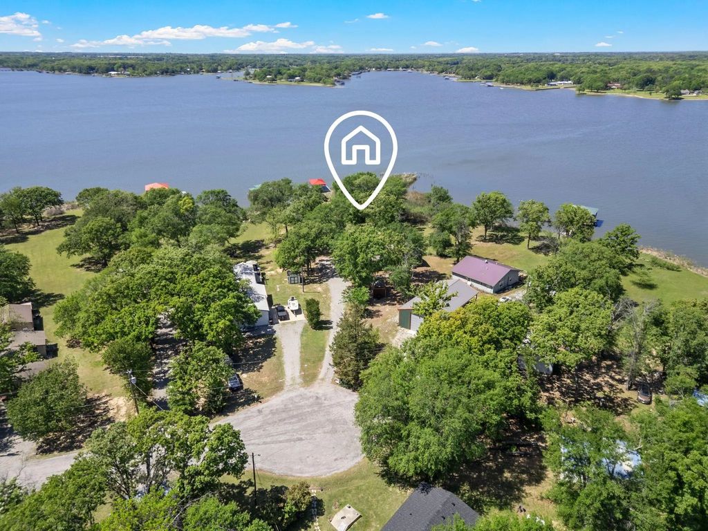 7605 Oakview Drive, Bonham