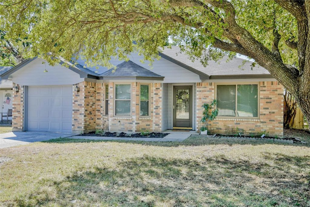 10109 Pack Saddle Trail, Fort Worth