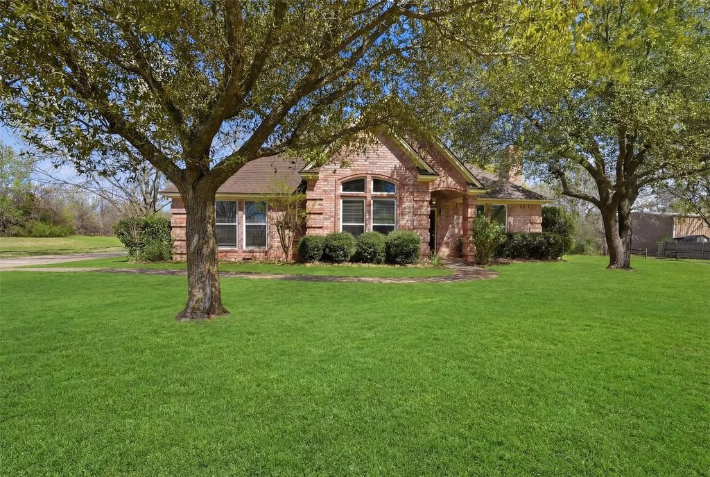 4121 Oakview Circle, Alvarado