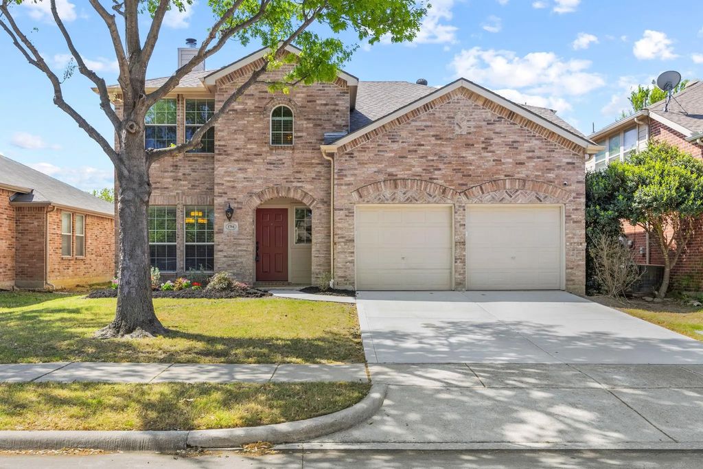 1704 Heron Drive, Aubrey