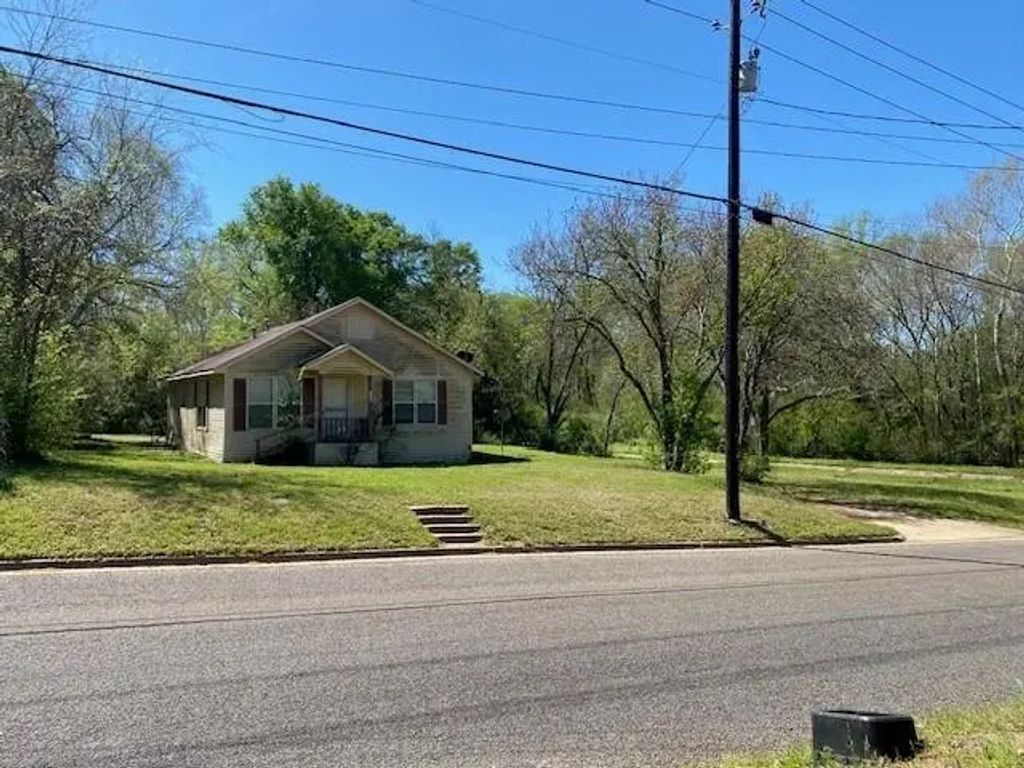 506 Edmonson, Athens