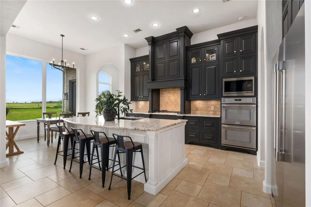 2023 Twin Creeks Circle, Pilot Point