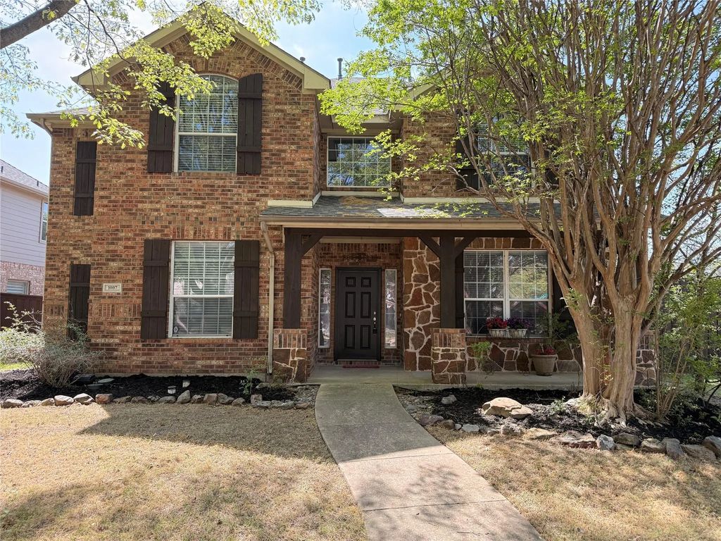 1007 Heathrow Drive, Frisco