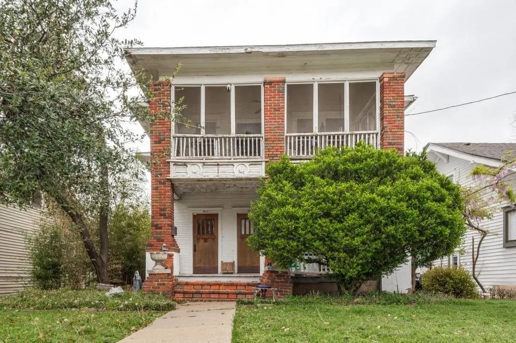 5615 Victor Street, Dallas