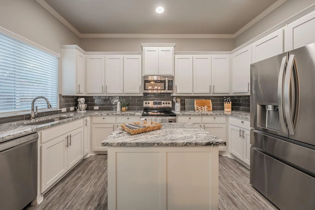 1201 Summerset Lane, Burleson