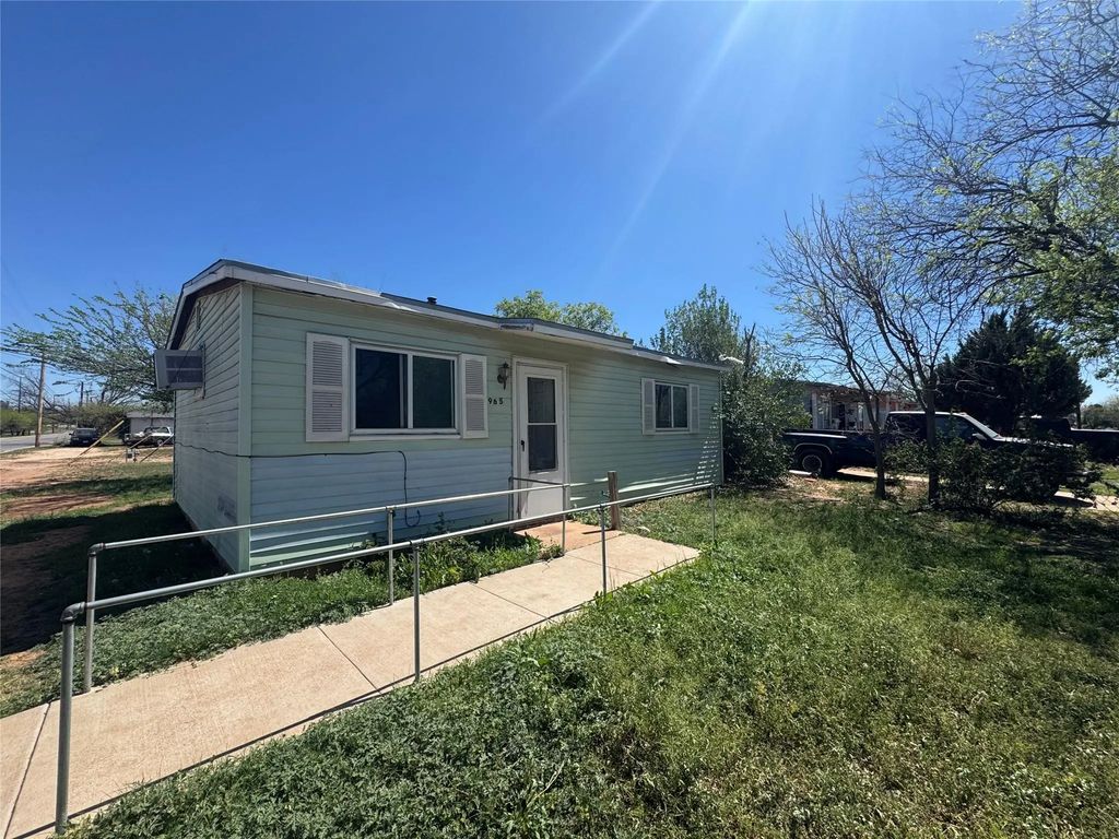 965 Nelson Street, Abilene
