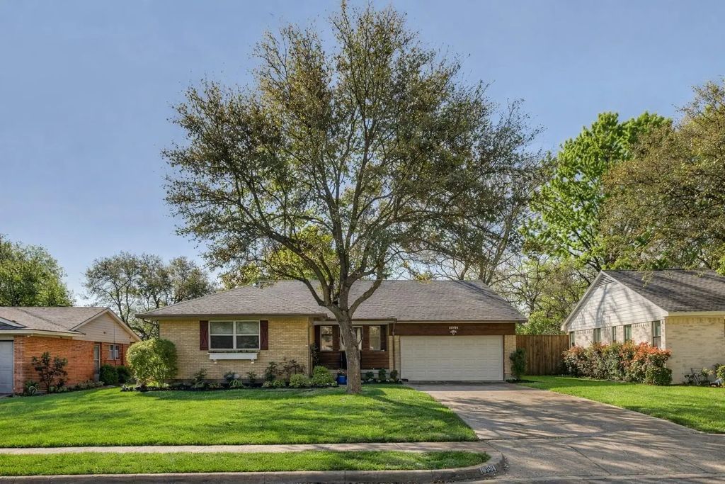 10904 Wyatt Street, Dallas