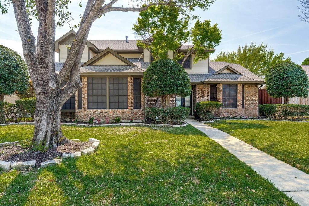 2028 Robin Hill Lane, Carrollton