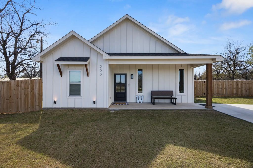 200 Walnut Street, Chico