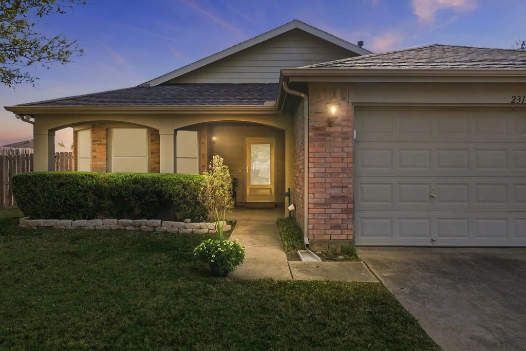 2316 Overlook Lane, Denton