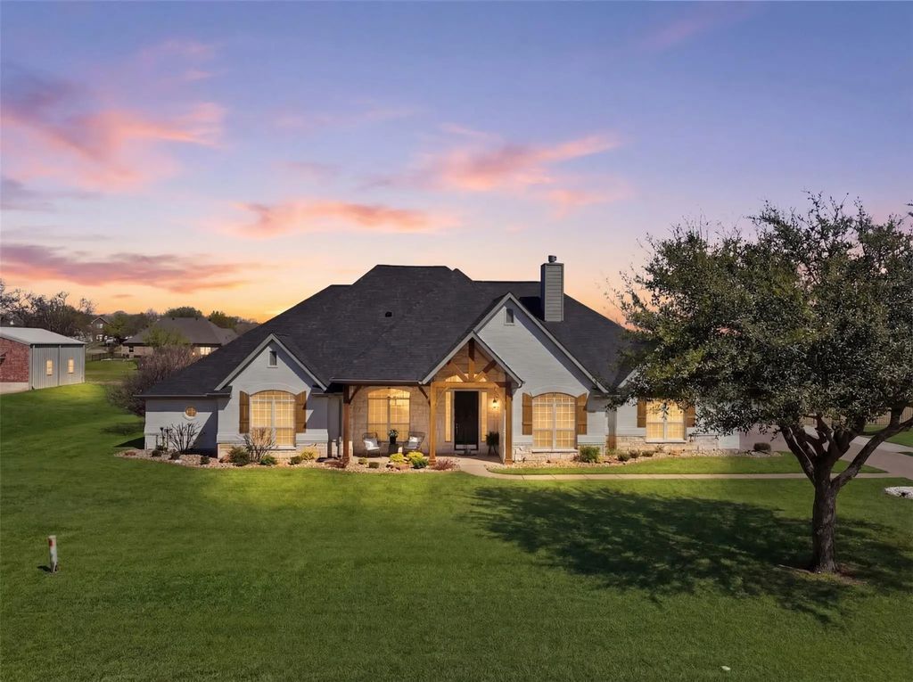 7021 Twin Hills Drive, Joshua