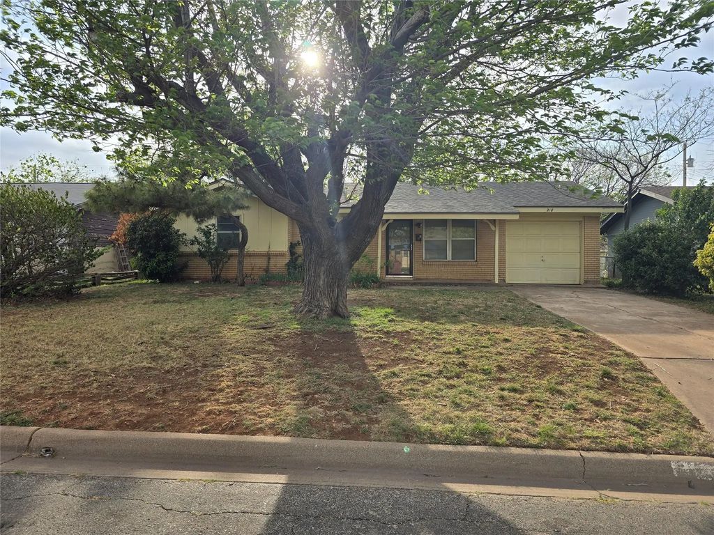 218 N San Jose Drive, Abilene
