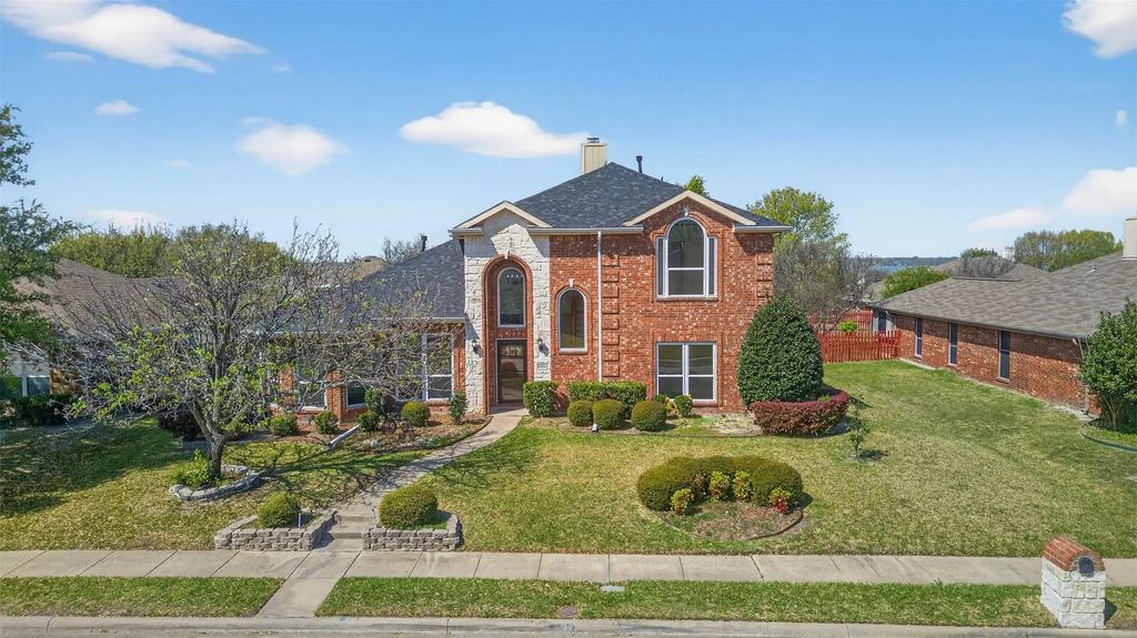 2795 Beacon Hill Drive, Rockwall