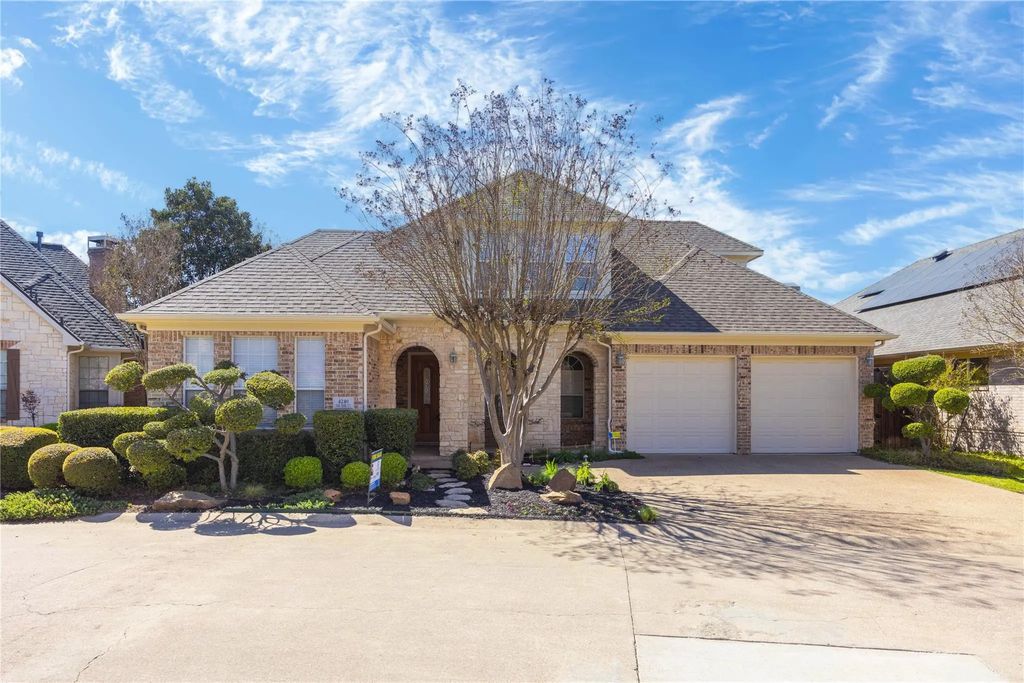 4240 Oak Park Court, Fort Worth