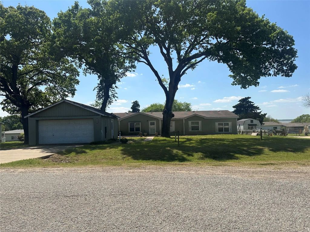 10595 Northlake Circle, Kemp