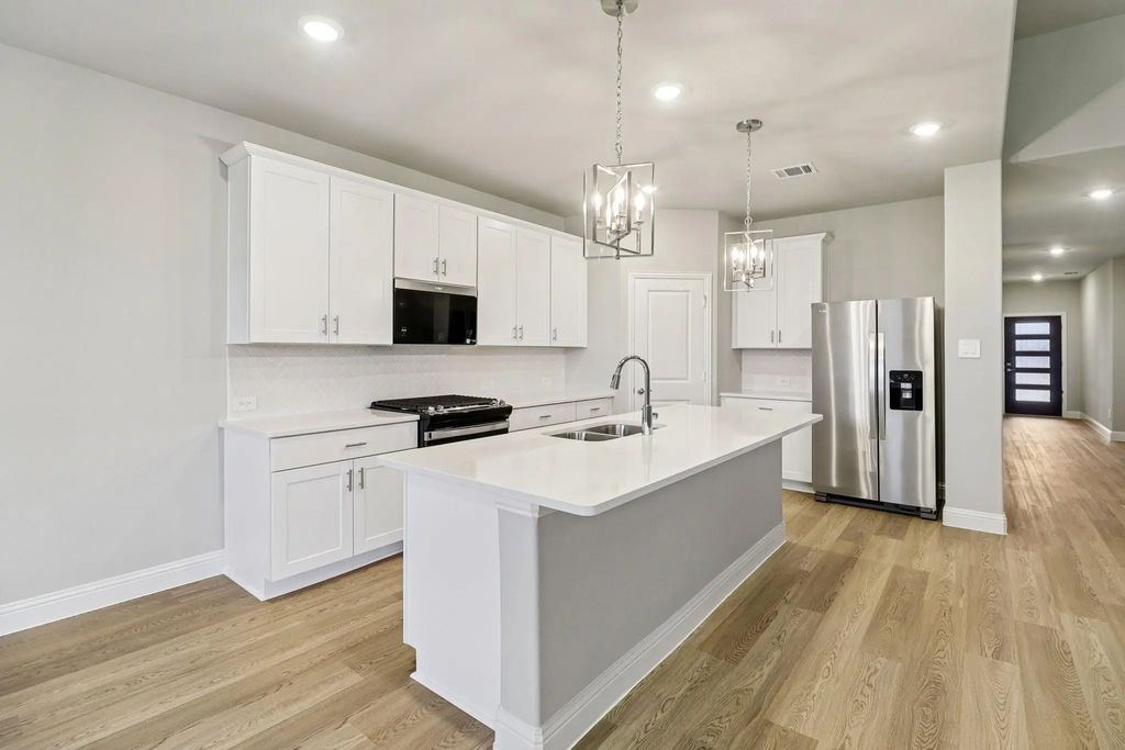 1411 Winters Way, Princeton