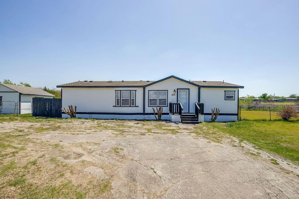 8800 Kelly Lane, Alvarado