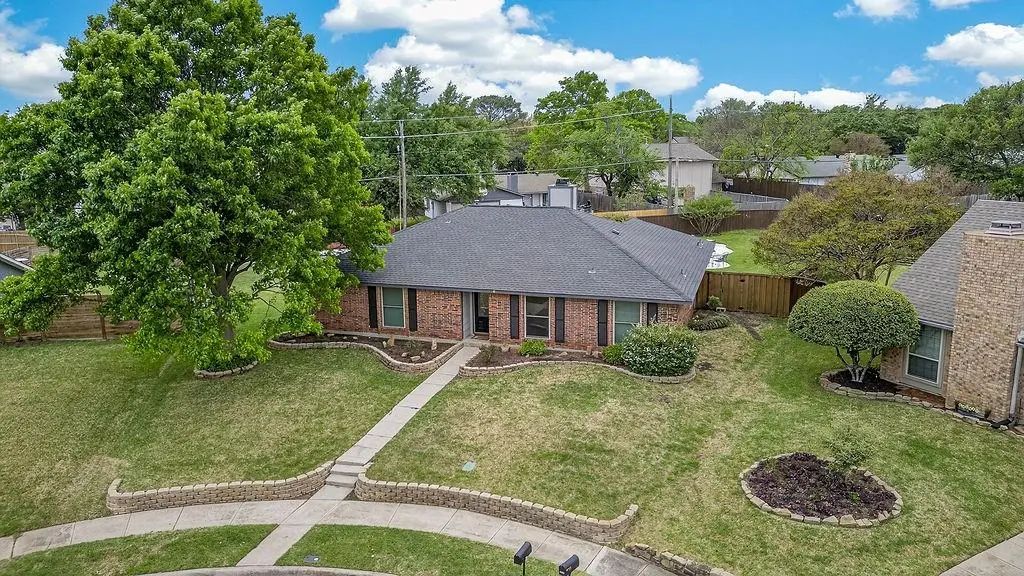 1706 Damian Way, Richardson