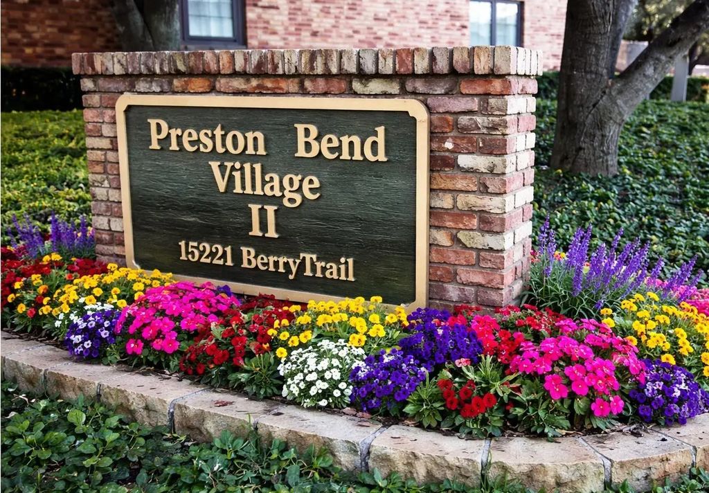 15221 Berry Trail 501, Dallas