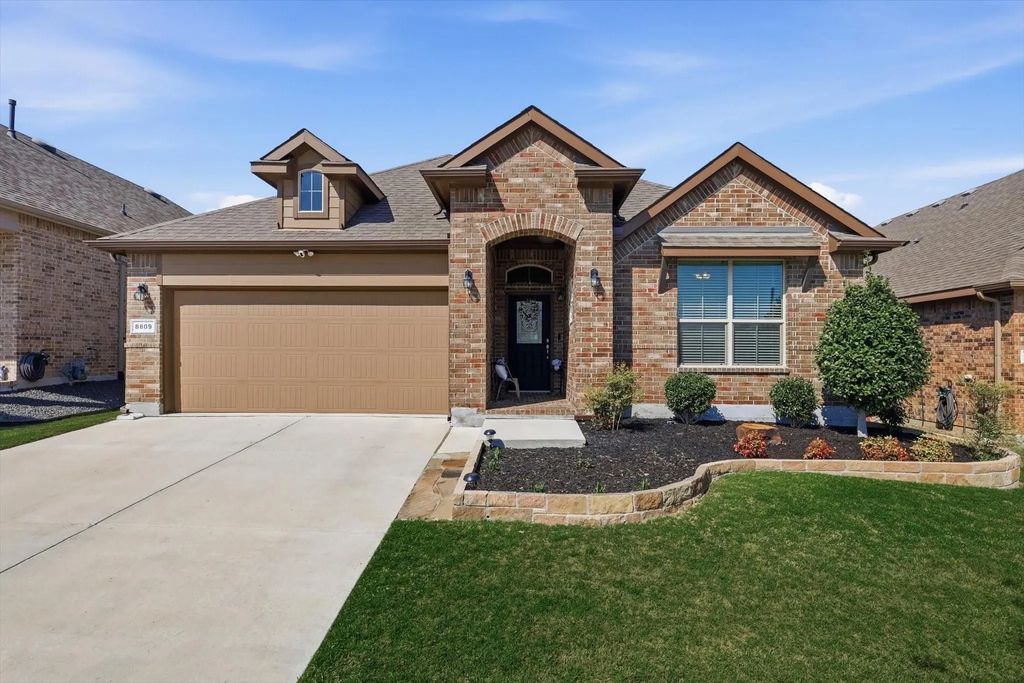 8809 Thompson Road, Northlake