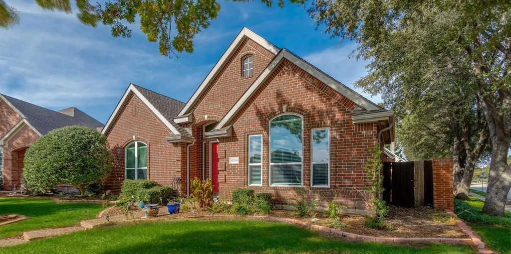 10319 Donley Drive, Irving