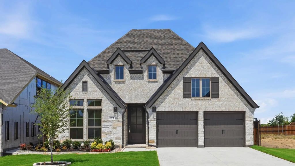 104 Enclave Drive, Lakewood Village