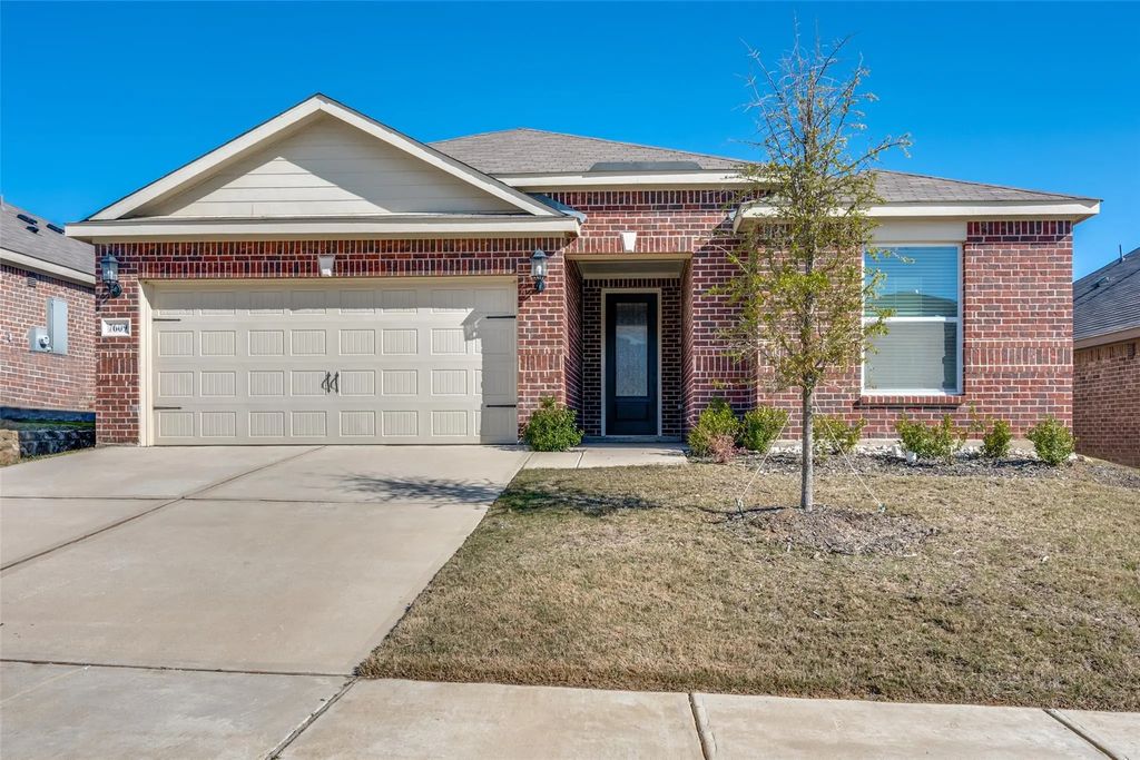 7609 Duck Bay Road, Fort Worth