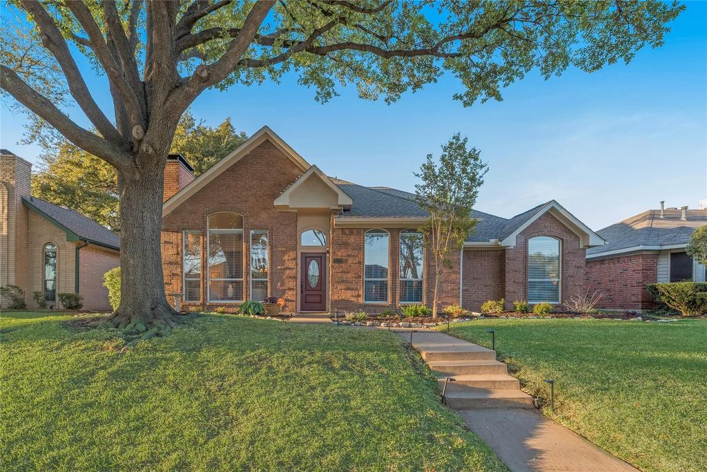 2017 Greenstone Trail, Carrollton