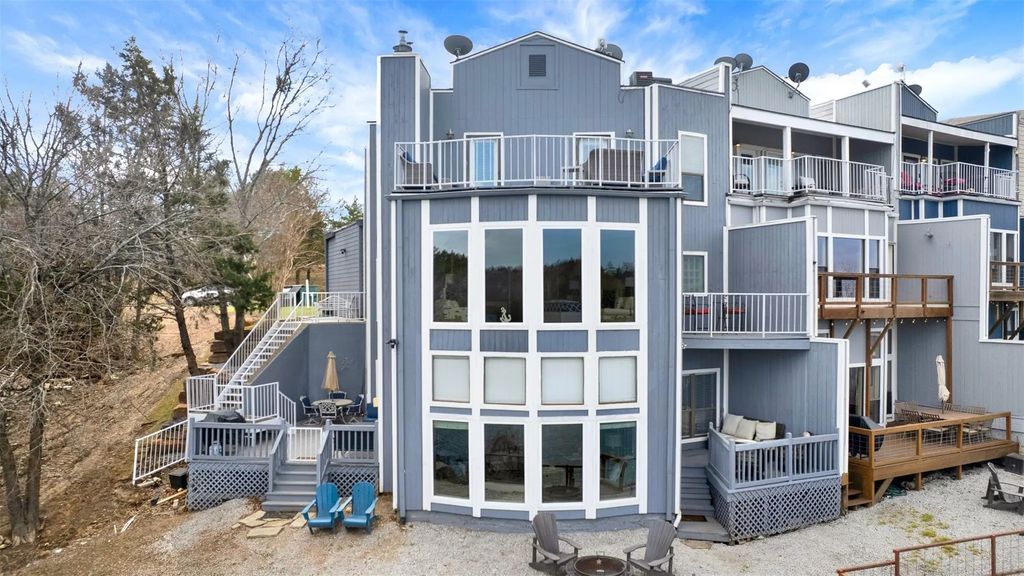 131 Greenway Bend, Pottsboro